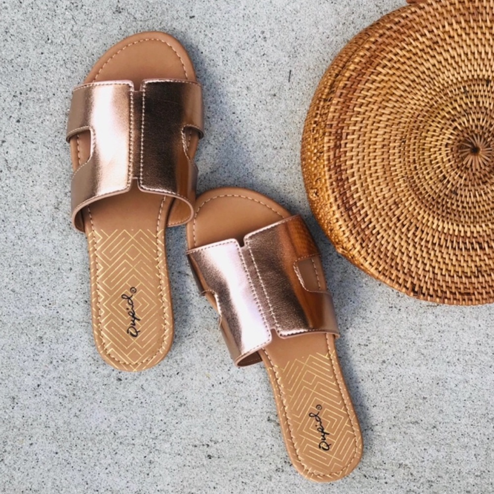 Vegan leather slides, sandals, flats! 🧡❤️